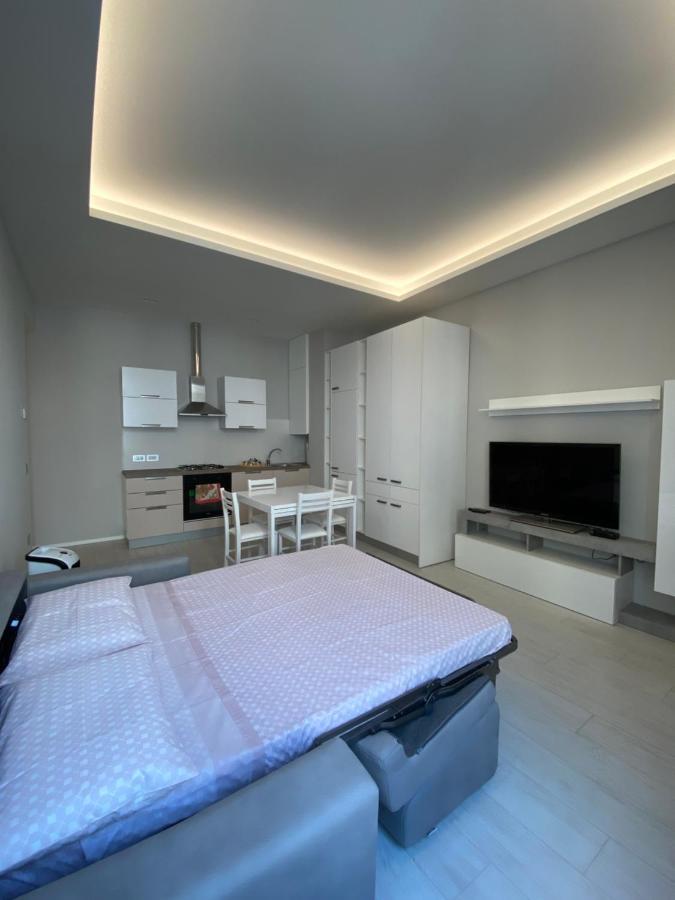 Casa Dante: Oneglia Centro-Marina-Spiagge Apartamento Imperia Exterior foto