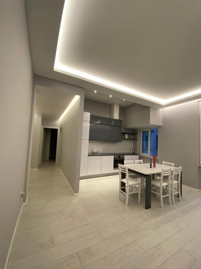 Casa Dante: Oneglia Centro-Marina-Spiagge Apartamento Imperia Exterior foto